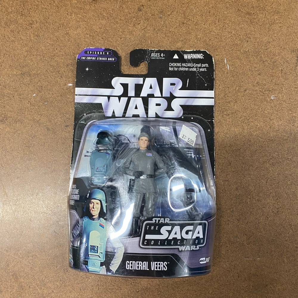 Star Wars Gray and Black Action Figure